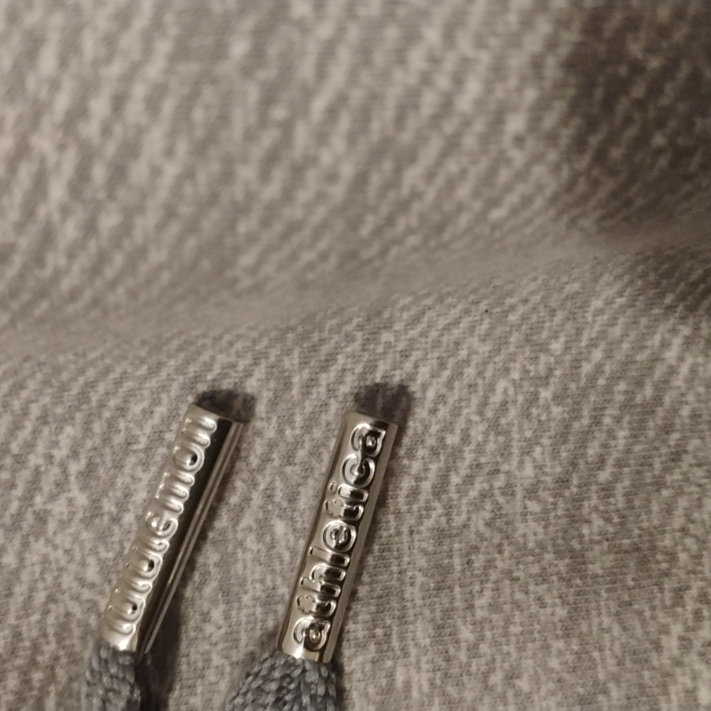 lululemon athletica Tea Lounge Crop Joggers. Womens size 6. Heather Gray color. - Picture 5 of 15